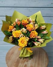 Букет цветов из:  Альстромерии и Розы в Тутаеве