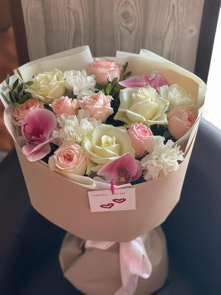 Букет цветов из: Орхидеи, Розы и Гвоздики в Тутаеве