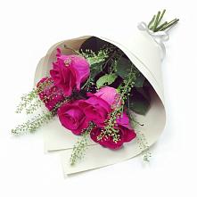 Букет цветов из:  Розы в Тутаеве