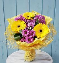 Букет цветов из:  Хризантемы и Герберы в Тутаеве