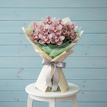 Букет цветов из:  Орхидеи и Розы в Тутаеве