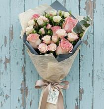 Букет цветов из:  Розы в Тутаеве