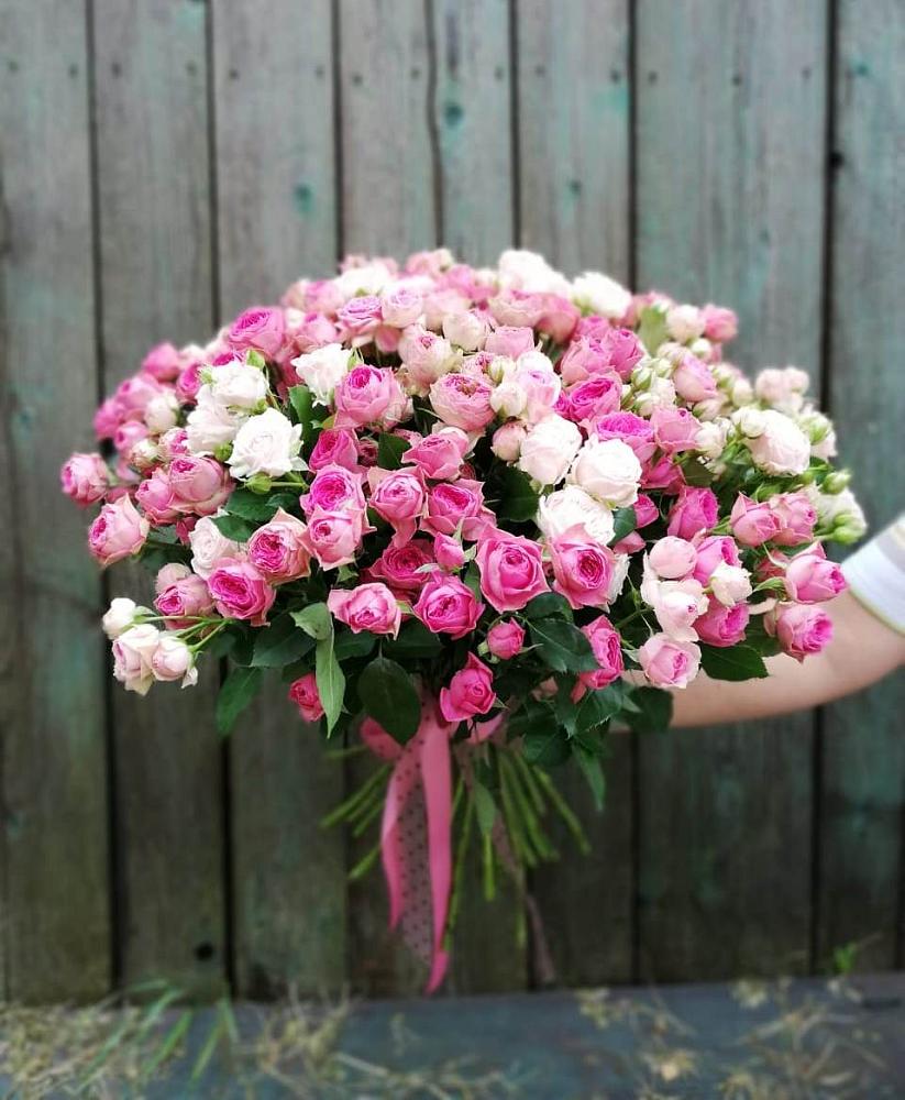 Букет Розовые кустовые розы Натали и Лав Лидия в Тутаеве