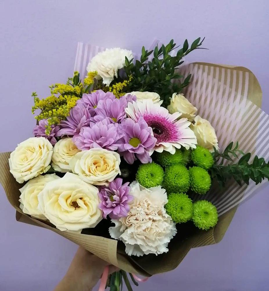 Букет цветов из: Хризантемы, Розы, Гвоздики и Герберы в Тутаеве