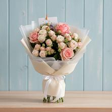 Букет цветов из:  Розы в Тутаеве